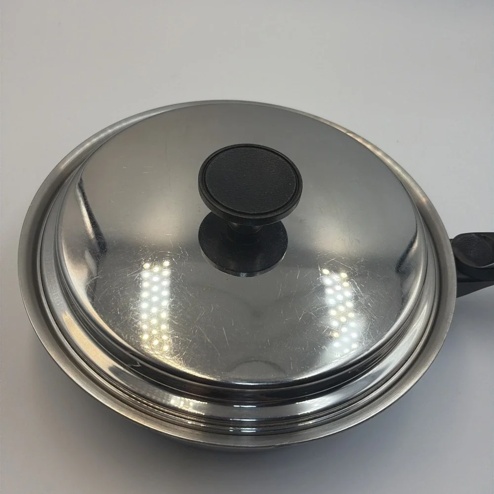 Ekco EHP 5-ply Alcore Aluminum Core Stainless Steel 9